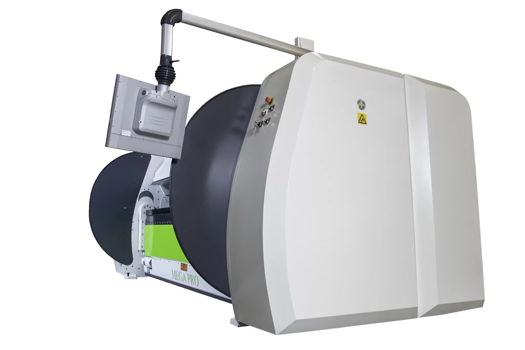 göteneds kantvikmaskin från sidan mot vit bakgrund